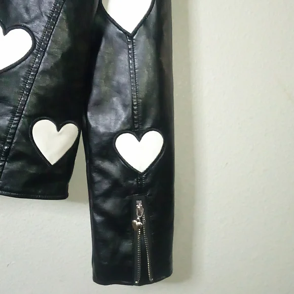 Lola Black Leather Jacket with White Heart Details - Picture 5 of 6